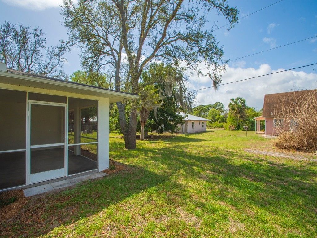 11171 Airport Drive, Sebastian, FL 32958 Photo