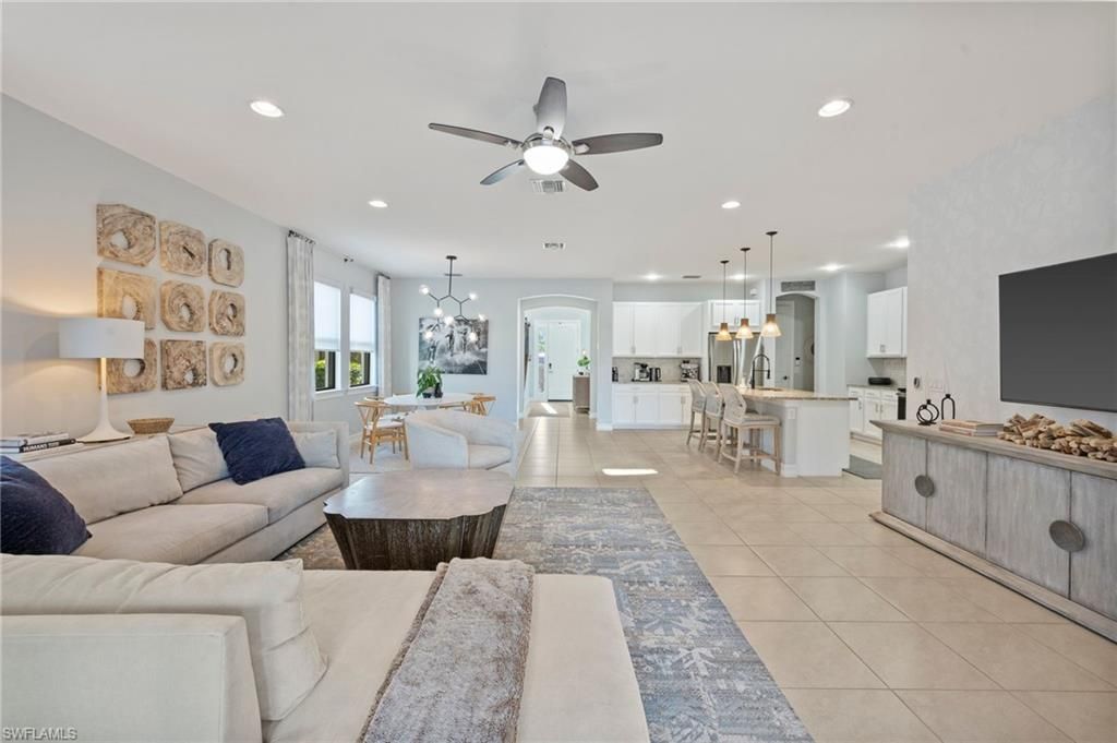 16266 Aberdeen Way, Naples, FL 34110 Photo