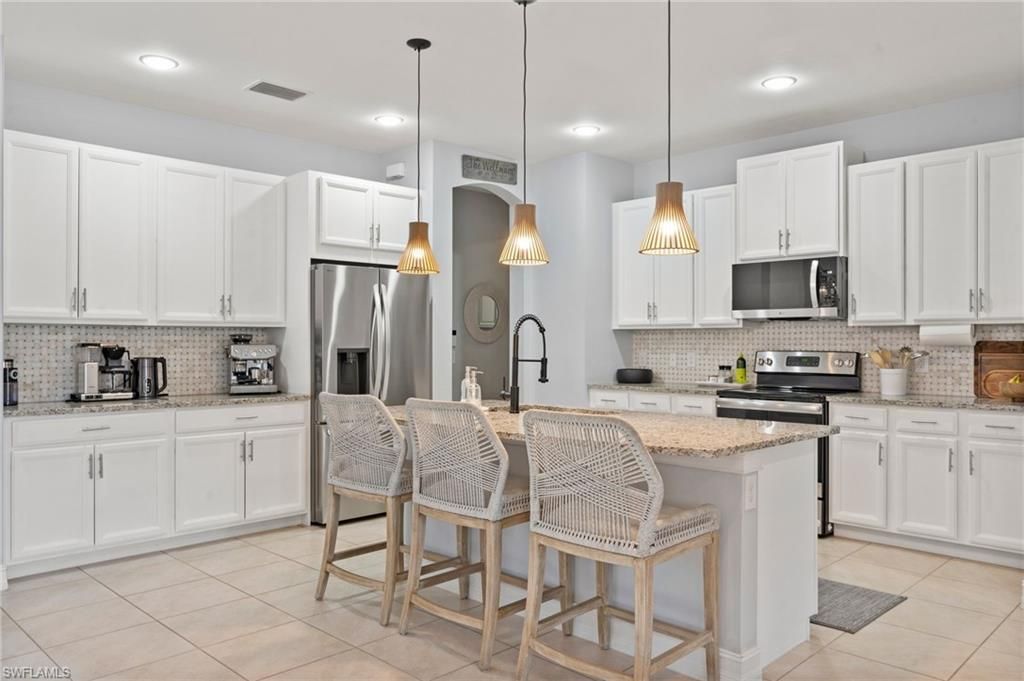 16266 Aberdeen Way, Naples, FL 34110 Photo