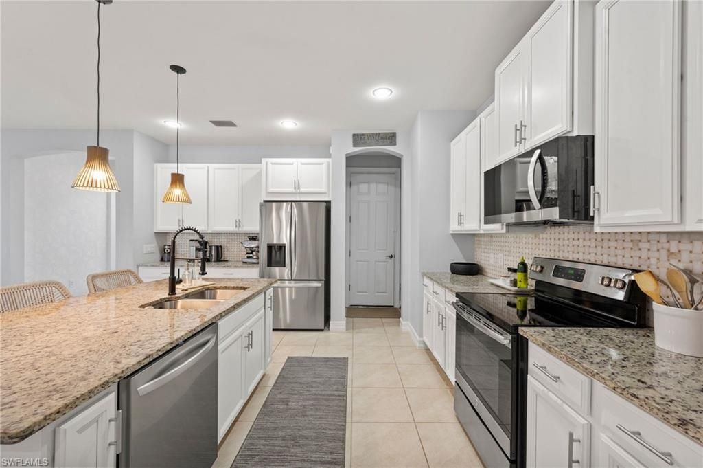 16266 Aberdeen Way, Naples, FL 34110 Photo