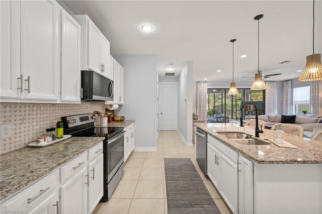 16266 Aberdeen Way, Naples, FL 34110 Photo