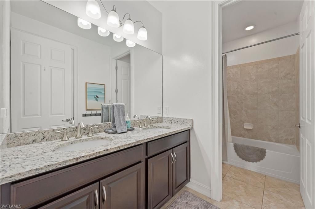 16266 Aberdeen Way, Naples, FL 34110 Photo