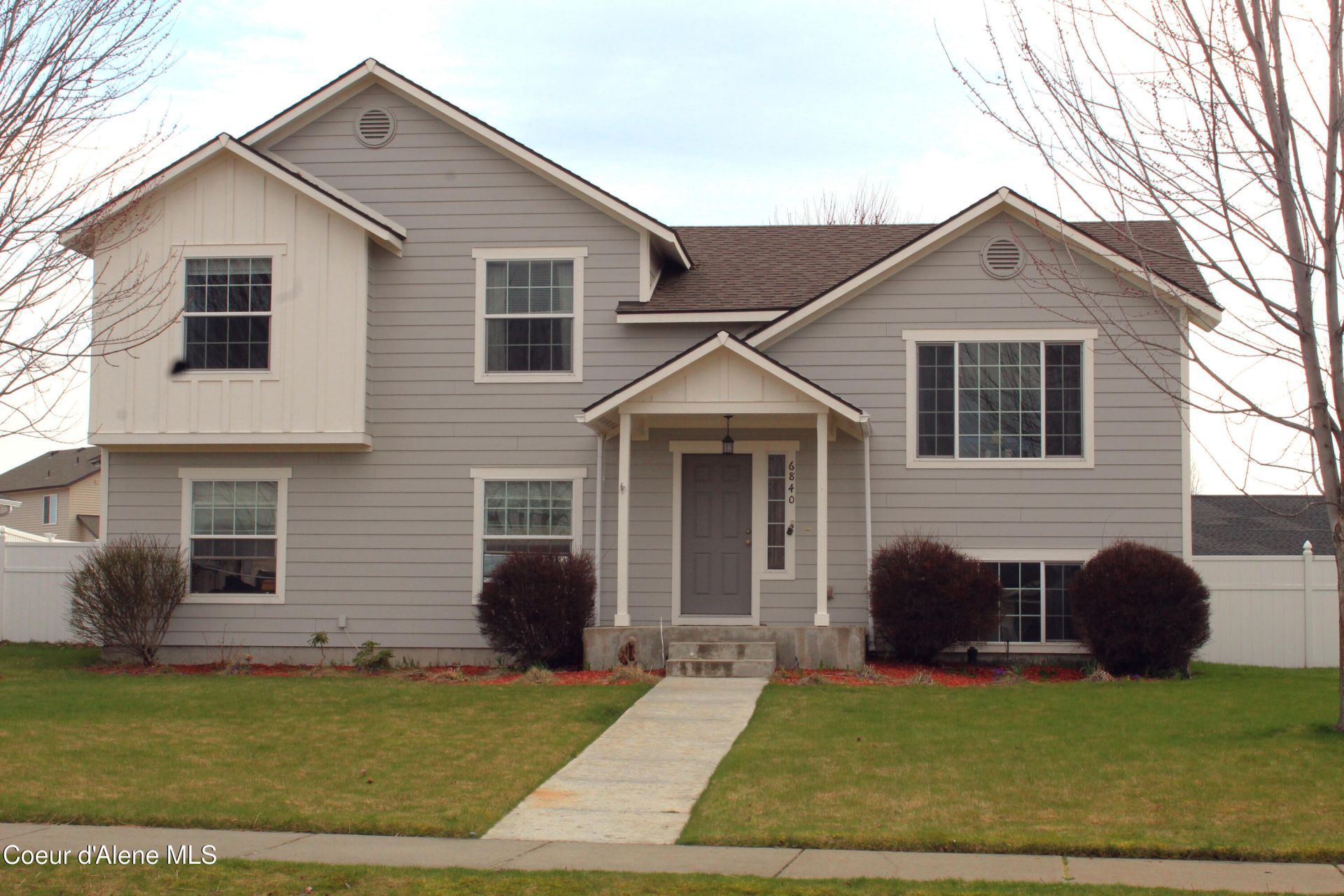 6840 W Majestic AVE  primary photo