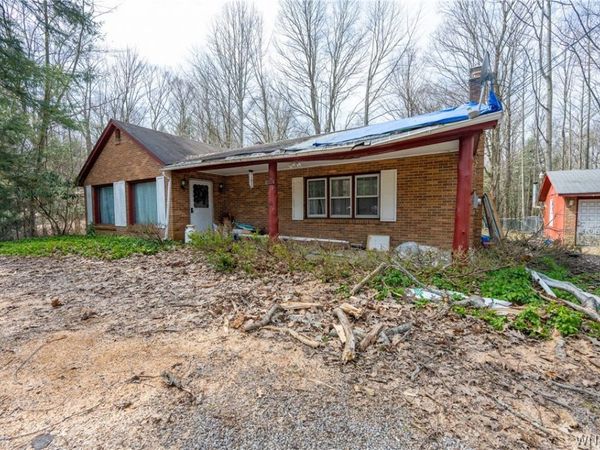 8988 Jennings Road, Eden, NY 14057