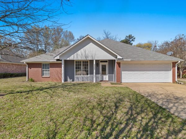 2266 Crabapple Drive, Tupelo, MS 38801