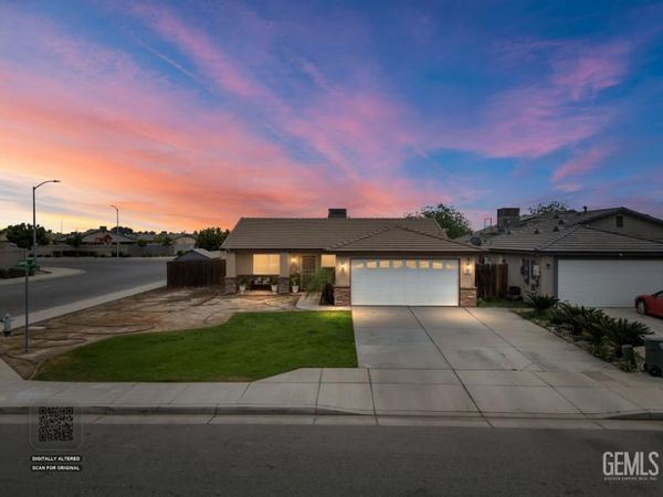 6301 Estavez Street, Bakersfield, CA 93307