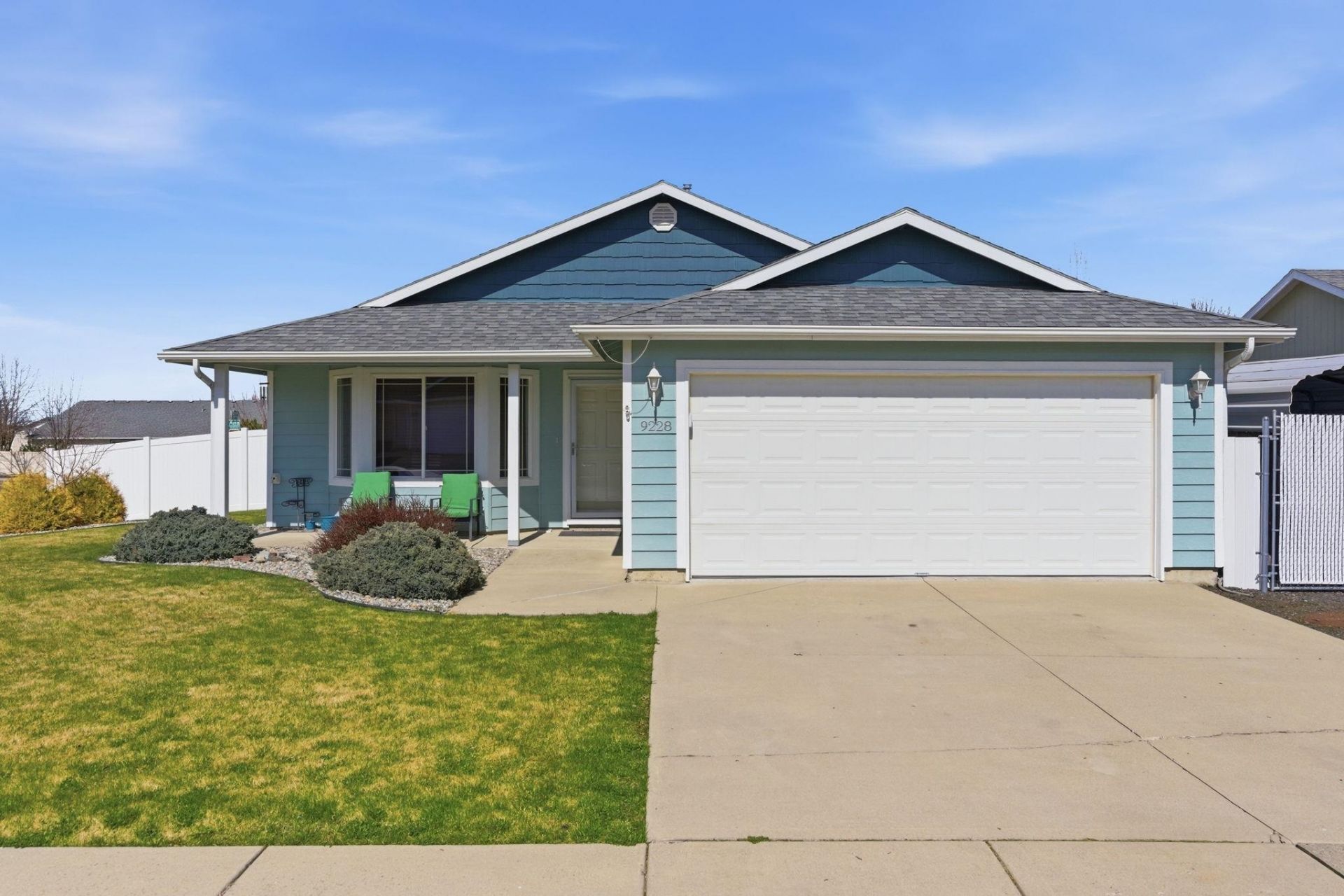 9228 W W 72nd Ct primary photo