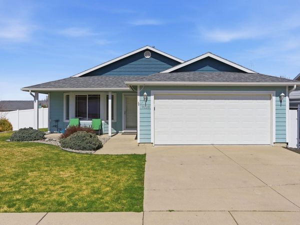 9228 W W 72nd Ct, Cheney, WA 99004