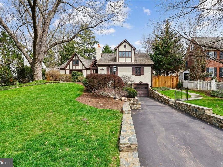 5735 Bradley Boulevard, Bethesda, MD 20814 Main Photo