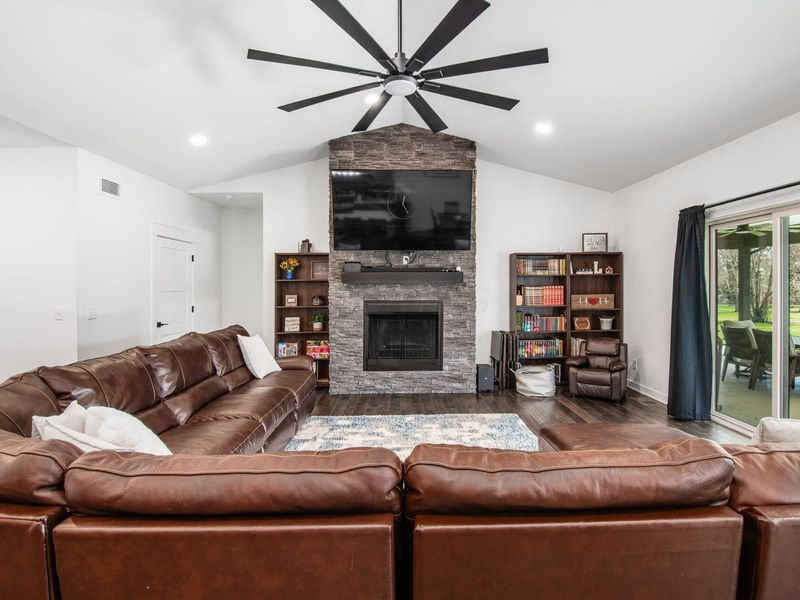 4300 Schirtzinger Road, Hilliard, OH 43026 Photo 11