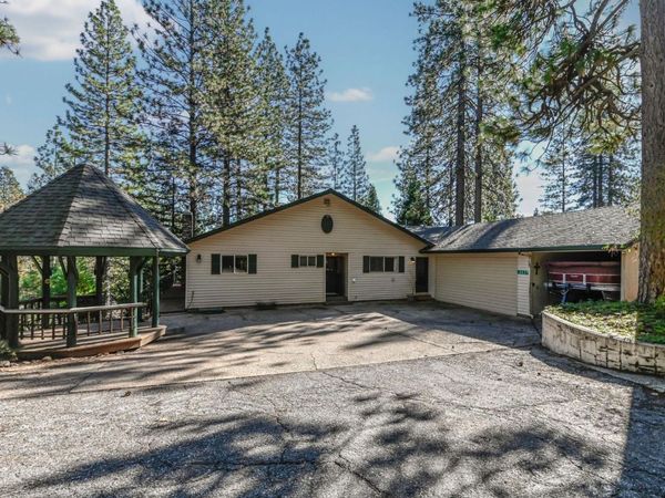2637 Ruth Ln, Arnold, CA 95223