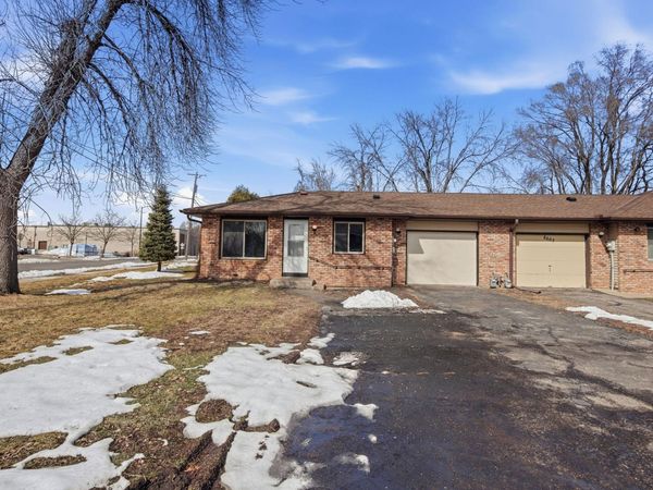 8675 209th Street W, Lakeville, MN 55044