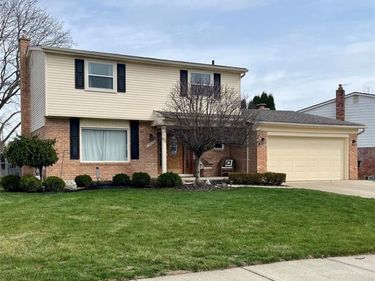 19020 Fairway Street , Livonia, MI 48152
