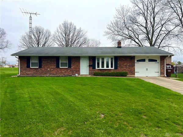 108 Connie Circle, Eaton, OH 45320