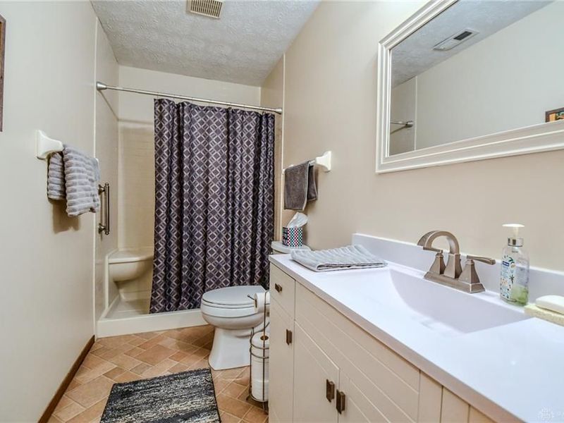 6859 Willow Creek Drive, Huber Heights, OH 45424 Photo 24