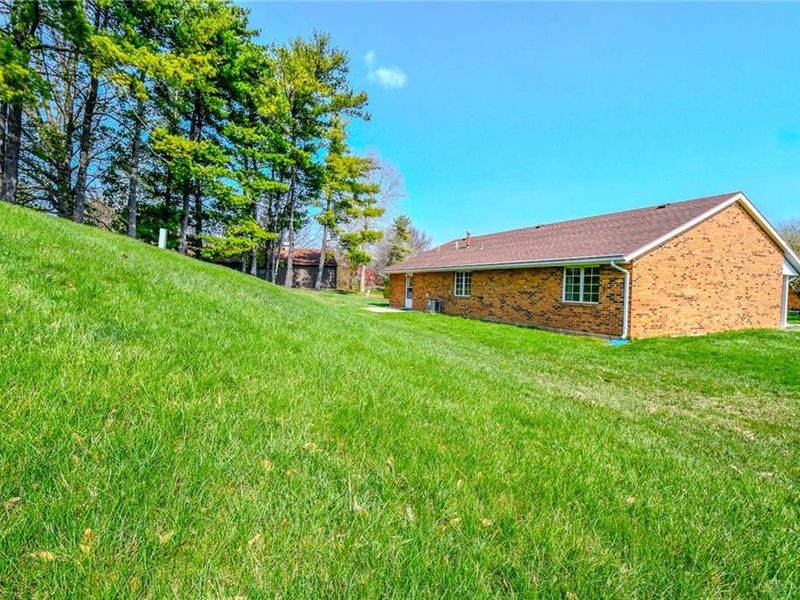 6859 Willow Creek Drive, Huber Heights, OH 45424 Photo 29