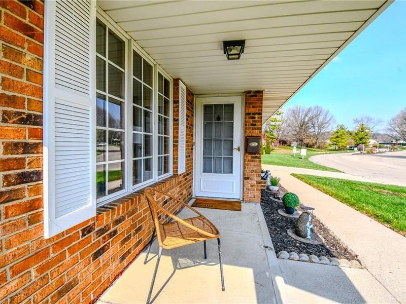 6859 Willow Creek Drive, Huber Heights, OH 45424 Photo 7