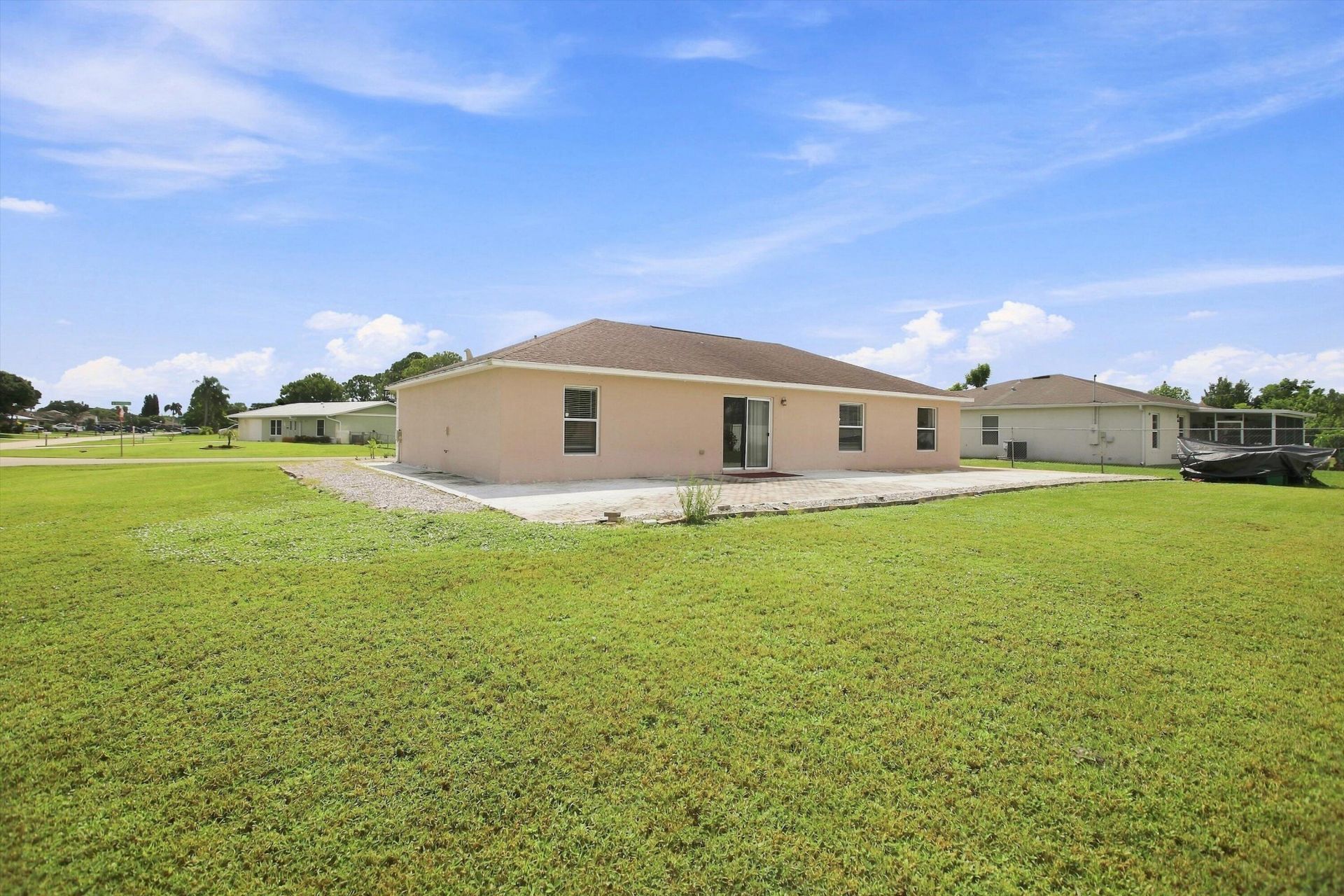 602 SW Kenyoun Street, Port Saint Lucie, FL 34983 Photo