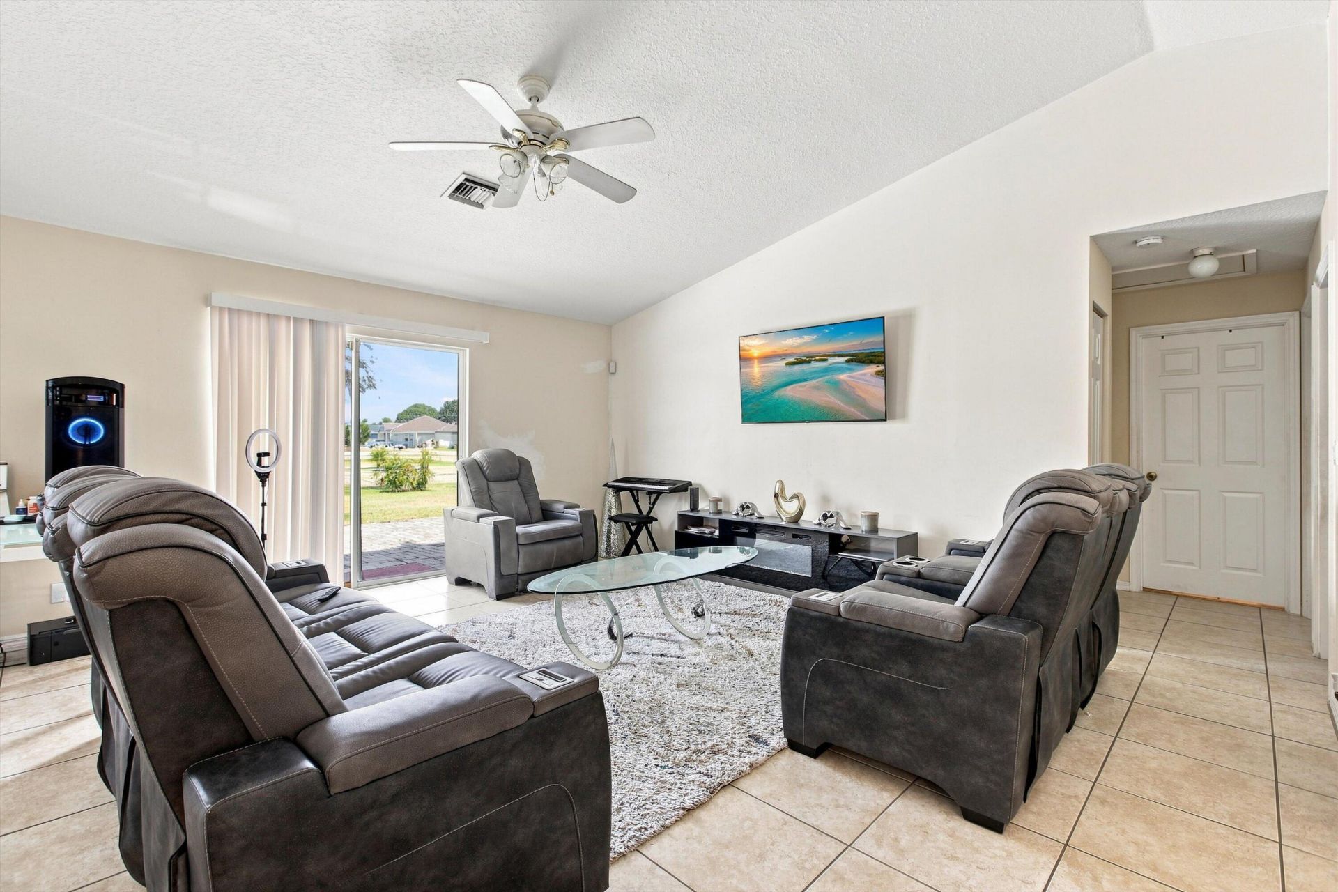 602 SW Kenyoun Street, Port Saint Lucie, FL 34983 Photo