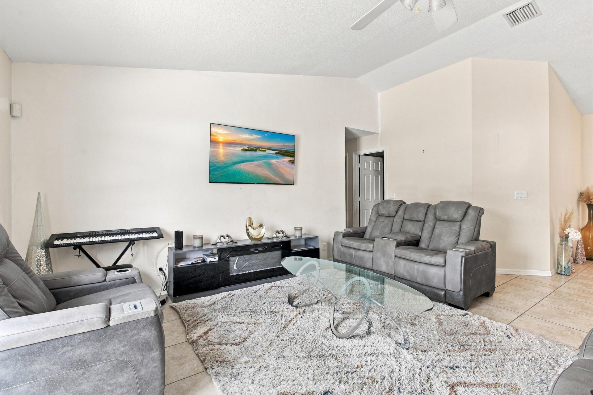 602 SW Kenyoun Street, Port Saint Lucie, FL 34983 Photo