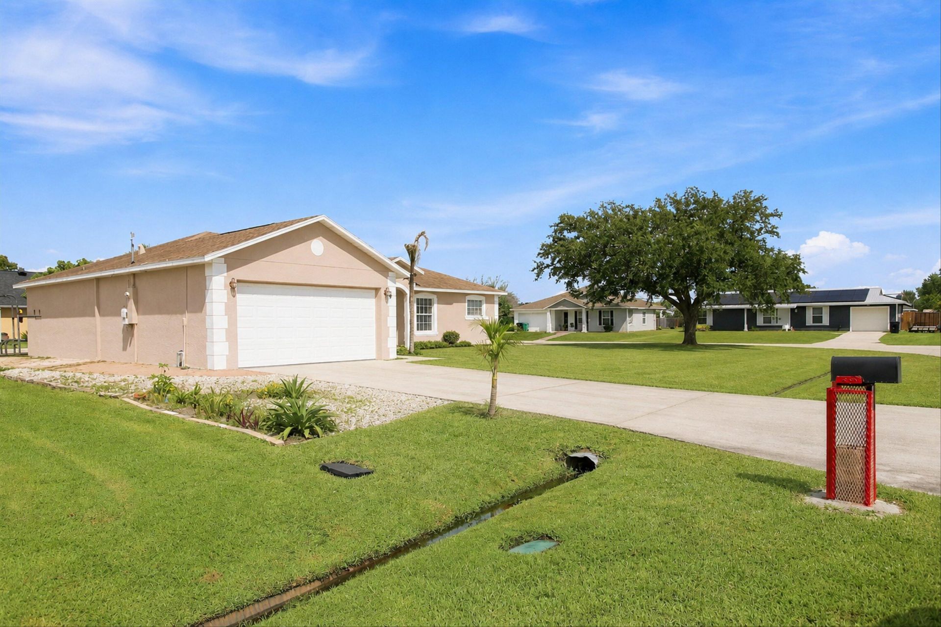 602 SW Kenyoun Street, Port Saint Lucie, FL 34983 Photo