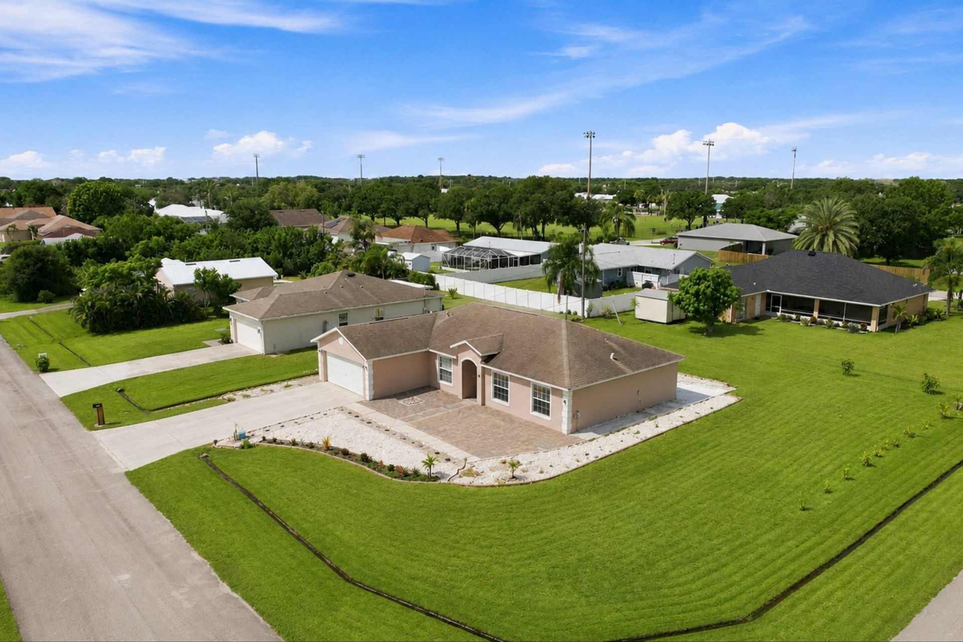 602 SW Kenyoun Street, Port Saint Lucie, FL 34983 Photo