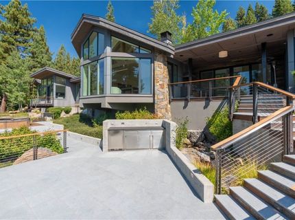 701 Fairview Boulevard, Incline Village, NV 89451 Photo