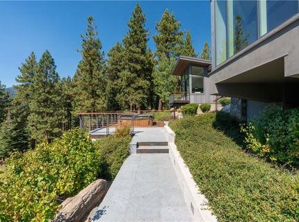 701 Fairview Boulevard, Incline Village, NV 89451 Photo