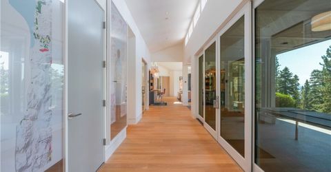 701 Fairview Boulevard, Incline Village, NV 89451 Photo