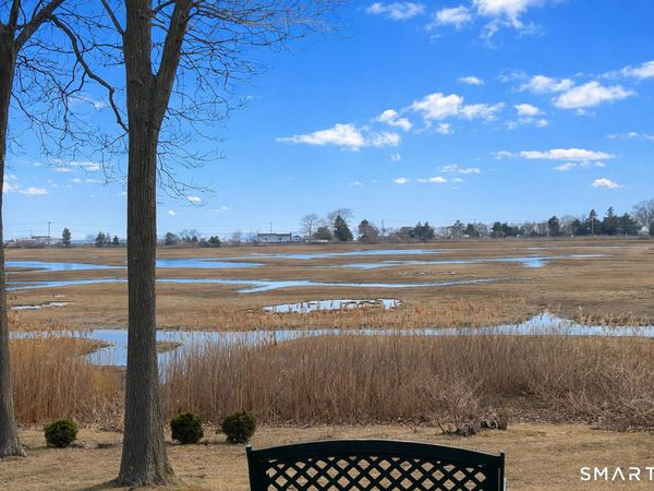 33 Briarwood, Old Saybrook, CT 06475