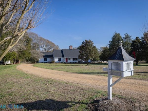 254 Greenfield Road , Lancaster, VA 22503