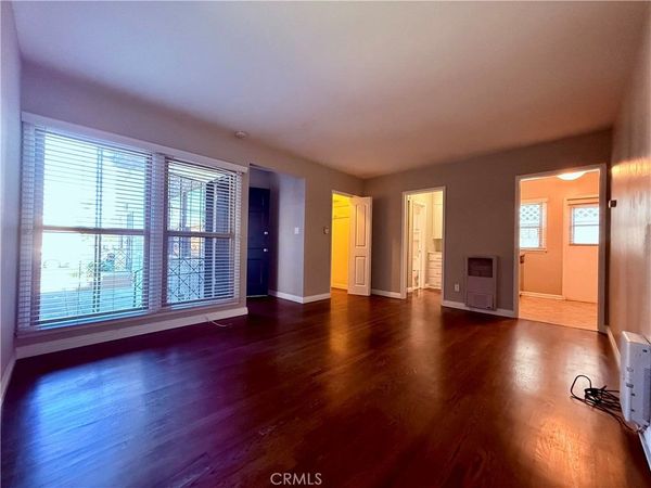 208 Granada , Unit 210B, Long Beach, CA 90803