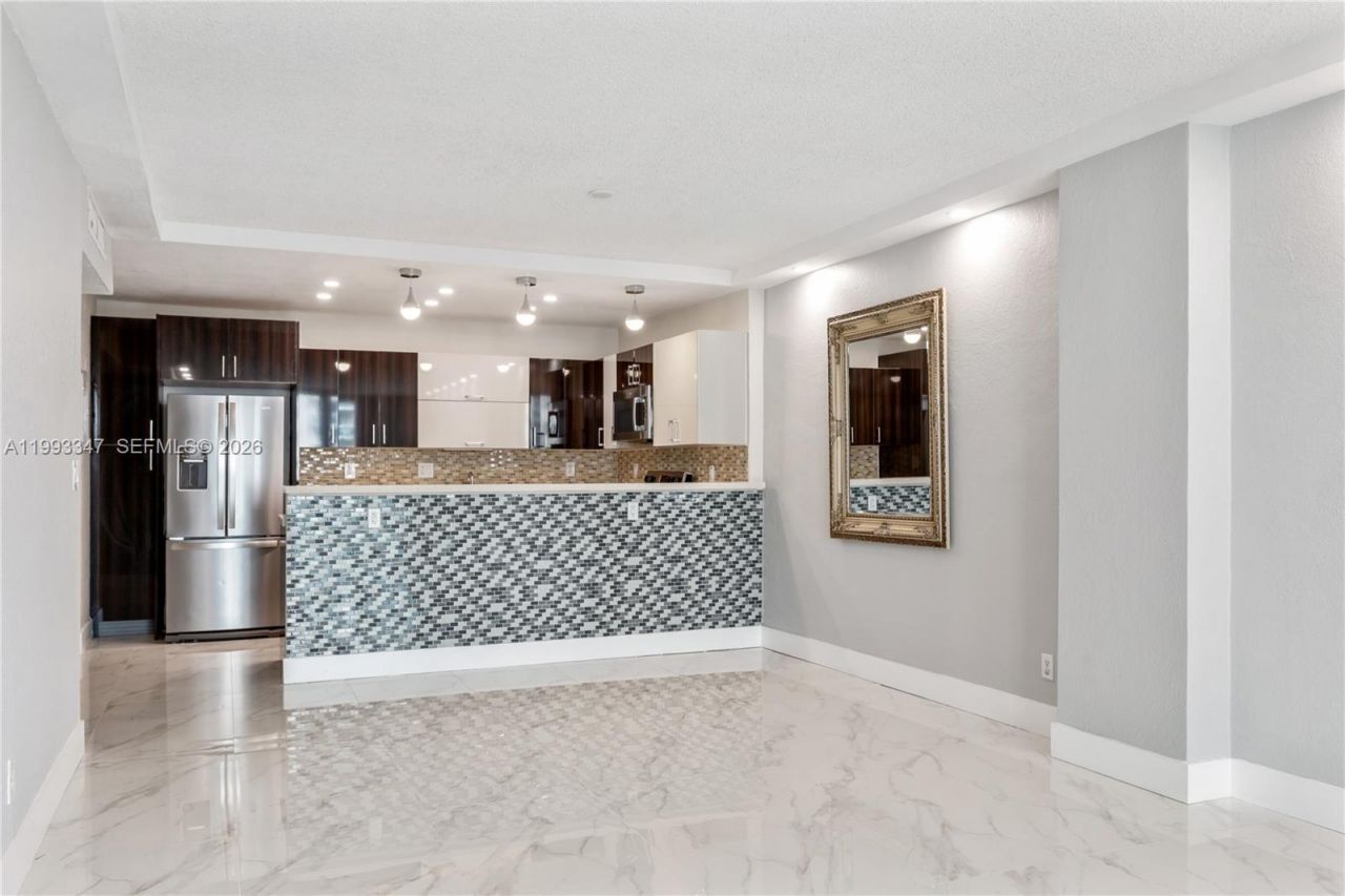 19380 Collins Ave, Unit 507, Sunny Isles Beach, FL 33160 Photo