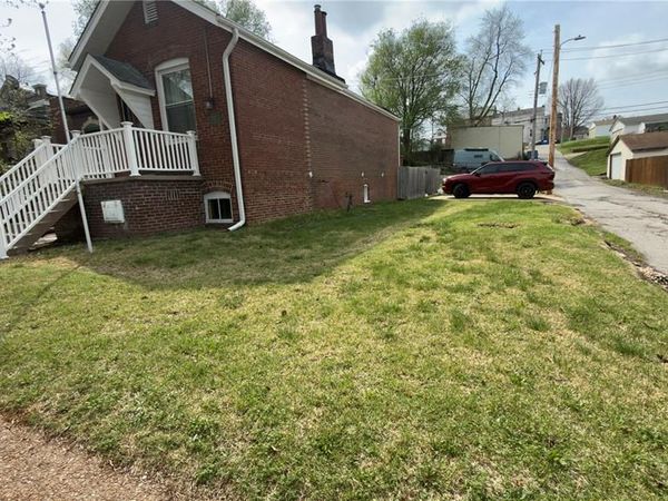 5514 Columbia Avenue, St Louis, MO 63139