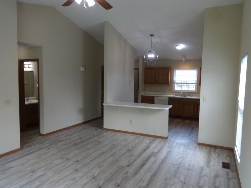 4587 Sandridge Street, Obetz, OH 43207 Photo 12