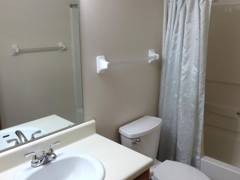 4587 Sandridge Street, Obetz, OH 43207 Photo 14