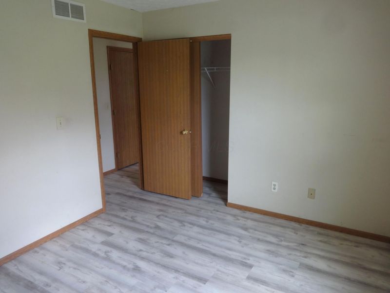 4587 Sandridge Street, Obetz, OH 43207 Photo 21