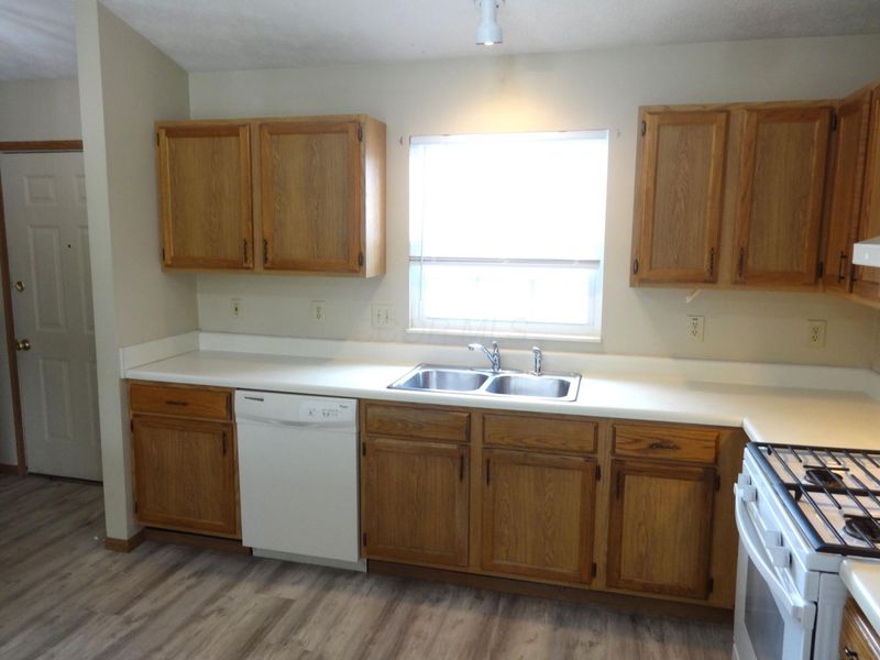 4587 Sandridge Street, Obetz, OH 43207 Photo 9