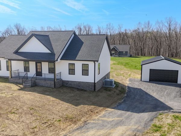 1833 Shiloh Rd, Lafayette, TN 37083