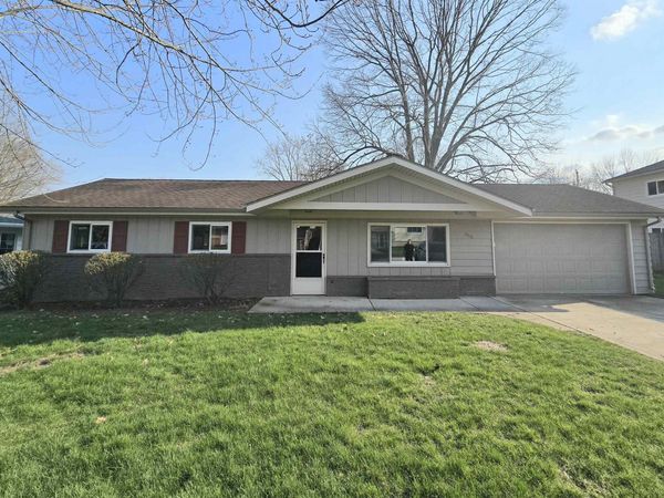 2716 Bellevue Drive, Fort Wayne, IN 46825
