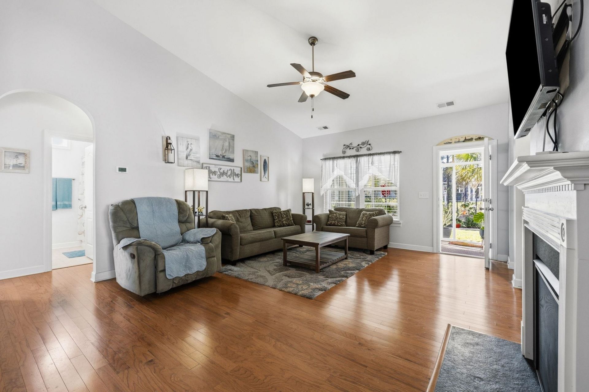 661 Harbor Bay Dr. Photo 10