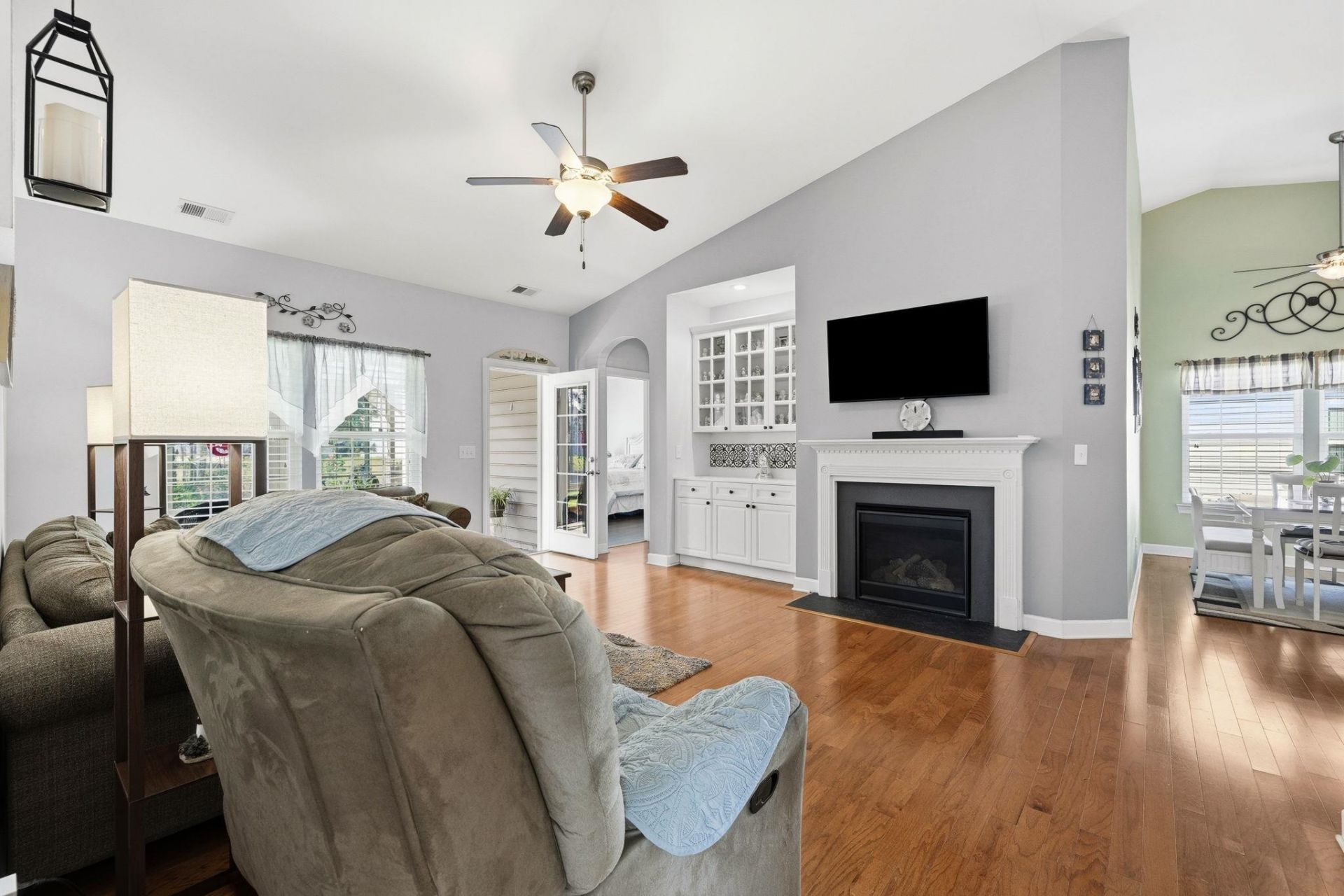 661 Harbor Bay Dr. Photo 11