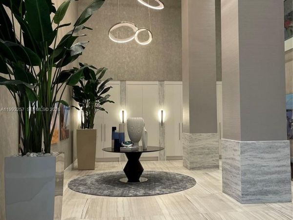 2301 S Ocean Dr , Unit 607, Hollywood, FL 33019