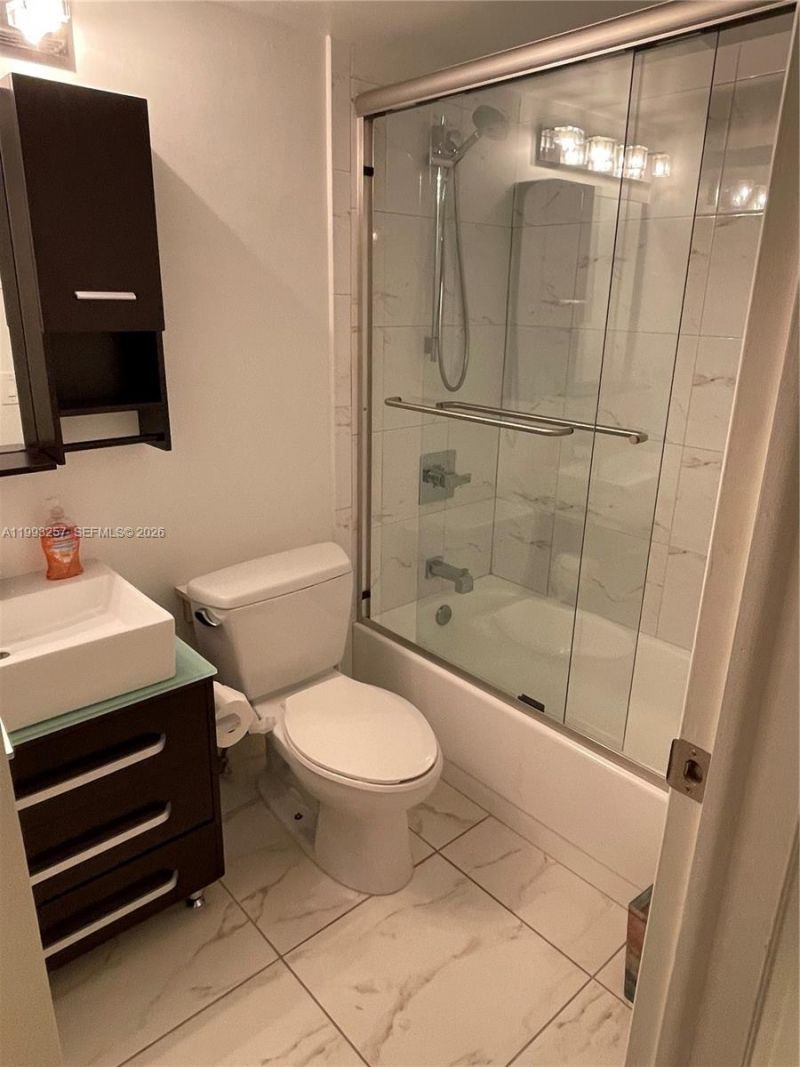 2301 S Ocean Dr , Unit 607, Hollywood, FL 33019 Photo