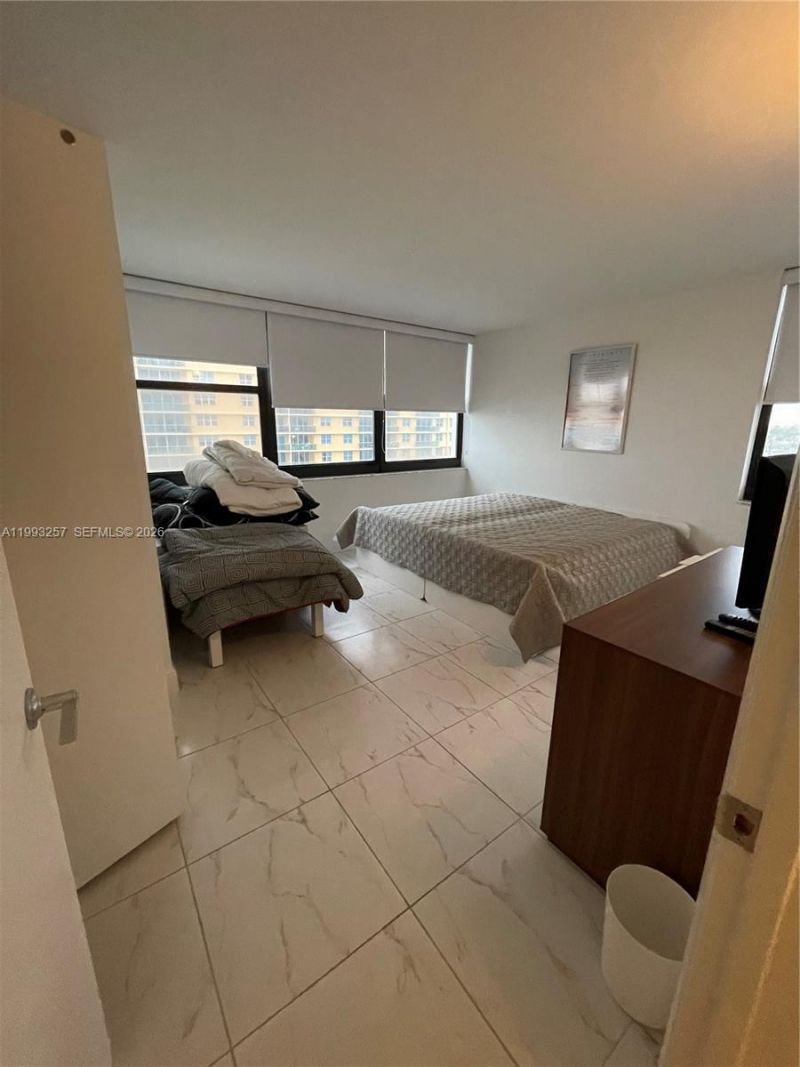 2301 S Ocean Dr , Unit 607, Hollywood, FL 33019 Photo