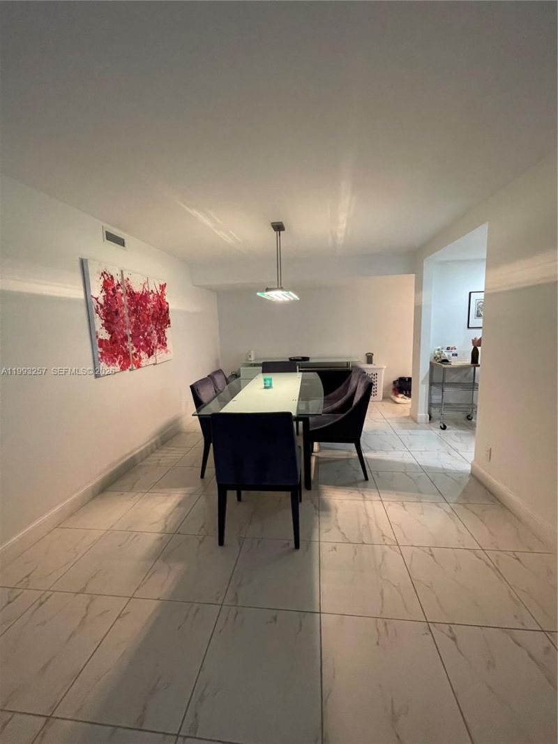 2301 S Ocean Dr , Unit 607, Hollywood, FL 33019 Photo