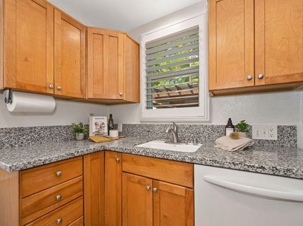 4823 Jerry Way, Sacramento, CA 95819 Photo