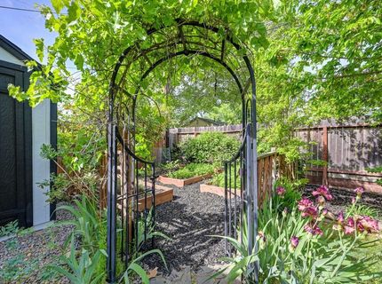 4823 Jerry Way, Sacramento, CA 95819 Photo