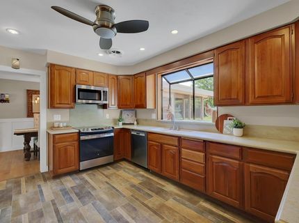 1411 Las Salinas Way, Sacramento, CA 95864 Photo