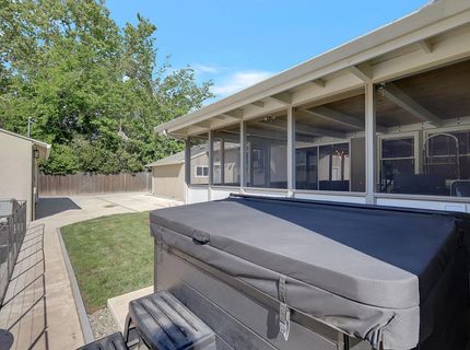 1411 Las Salinas Way, Sacramento, CA 95864 Photo